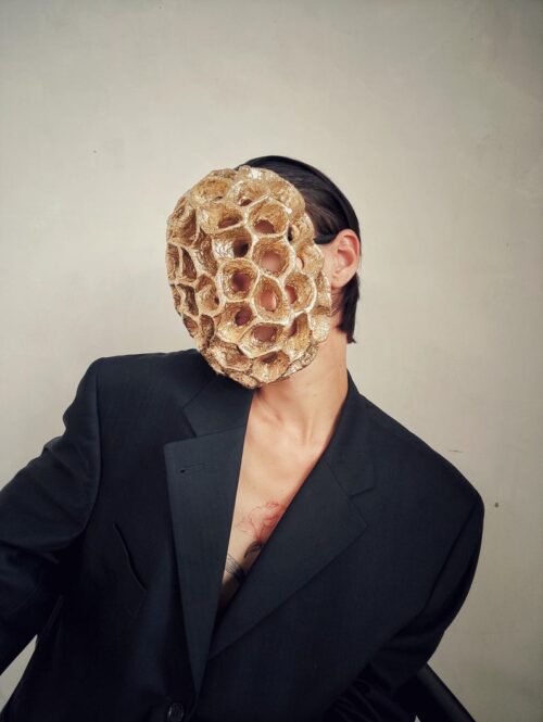 Gothic Style Golden mask with holes - Image 4