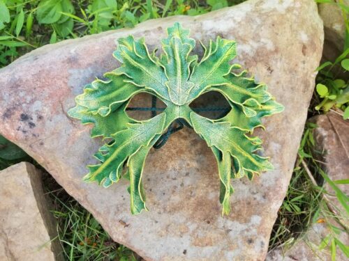 Realistic White Oak Green Leaf Mask - Image 2