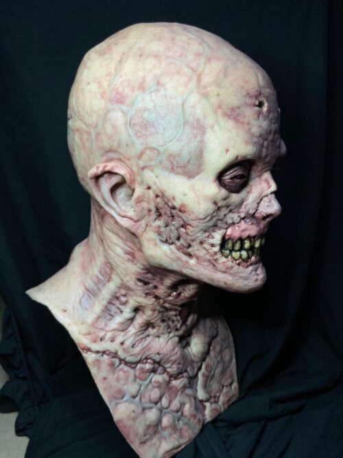 Putrid Wearable full latex mask - Image 2