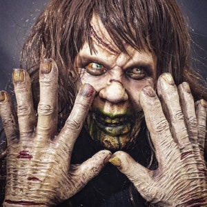 Regan MacNeil mask
