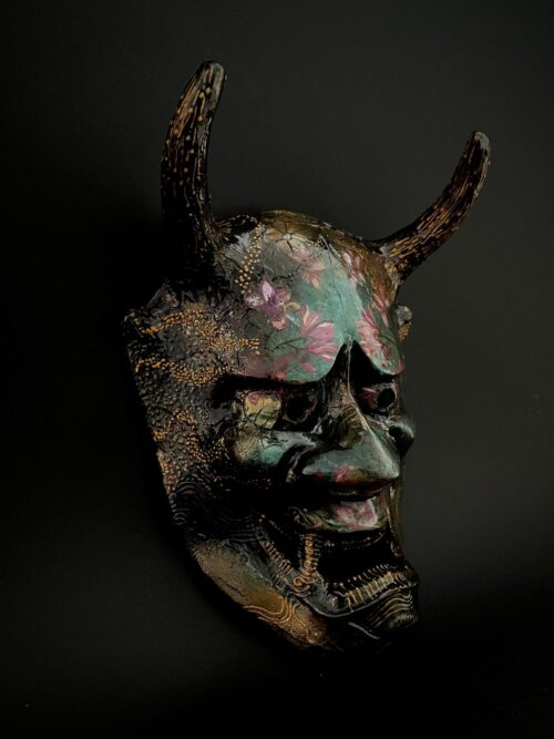 Horror-stricken Japanese demon mask - Image 2