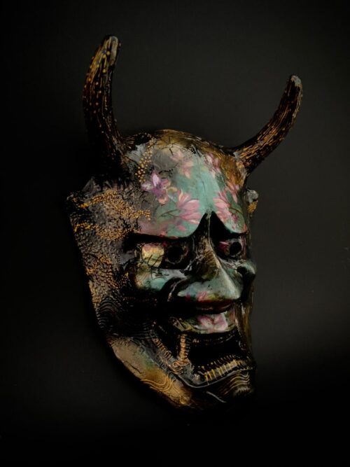 Horror-stricken Japanese demon mask - Image 4