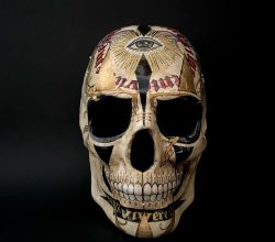 Memento mori skull mask